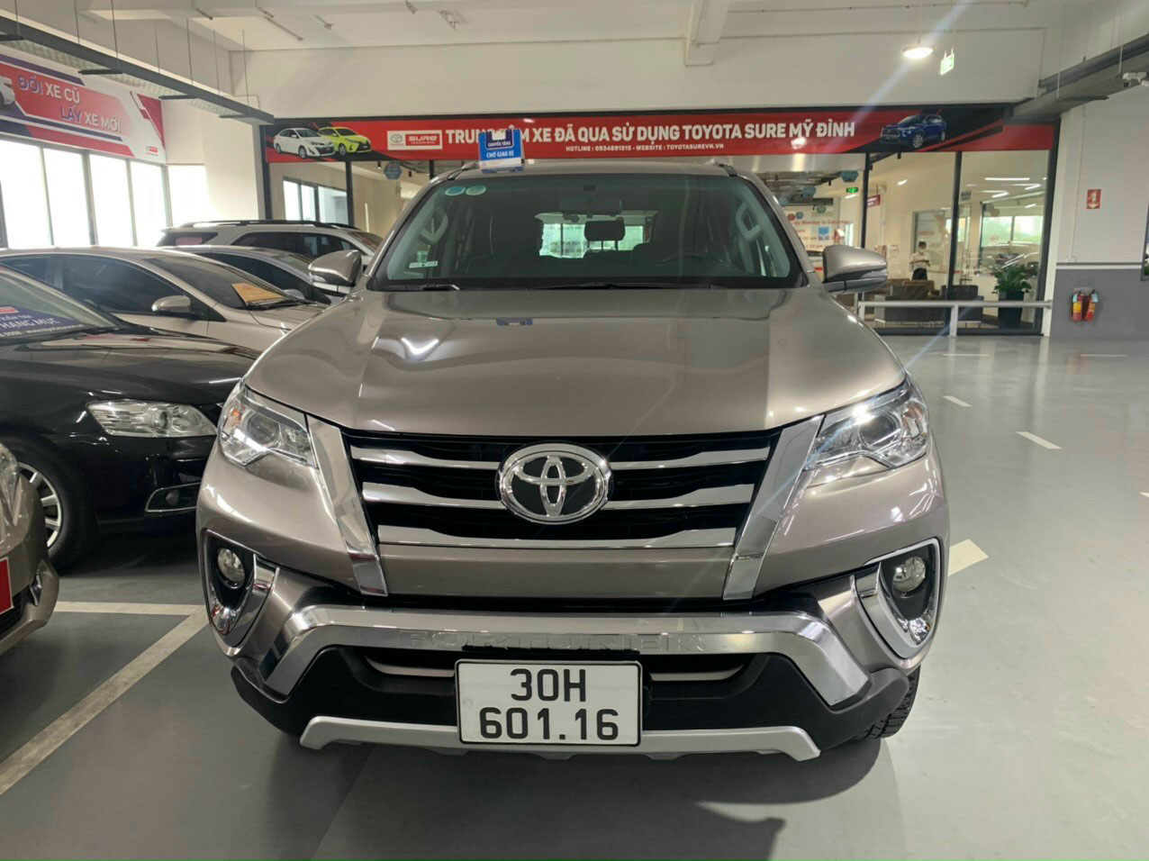 Toyota Fortuner 2019 24 TRD 4x2 AT Review