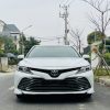 Toyota Camry 2.0 G 2021 trắng ngọc trai