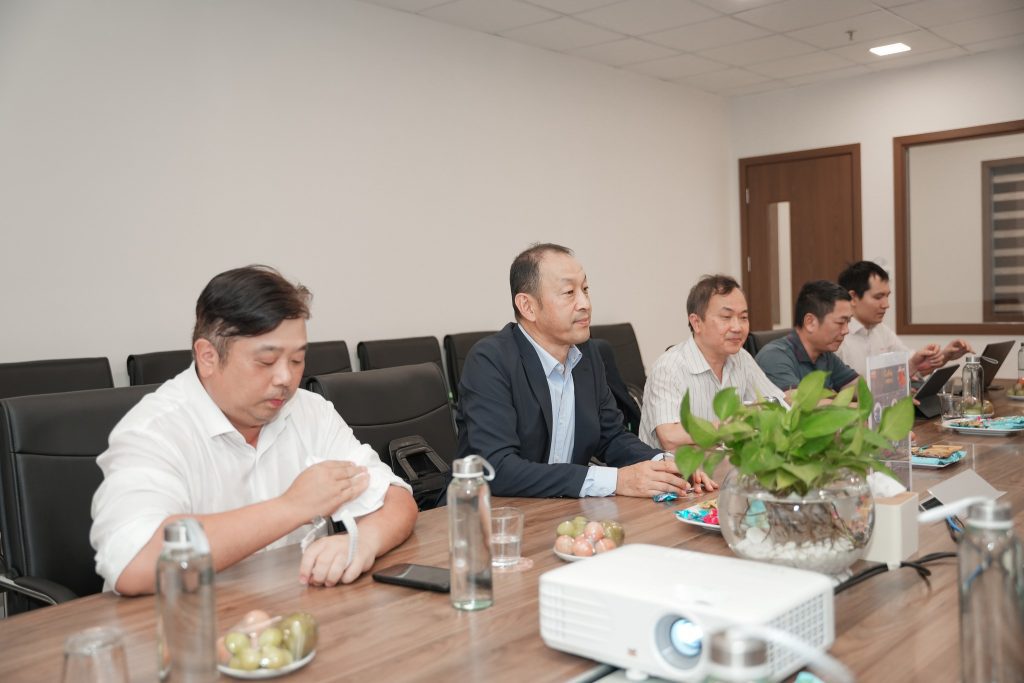 Toyota Ninh Bình vinh dự đón tiếp ông Keita Nakano TGĐ Toyota Việt Nam cùng Ban lãnh đạo công ty tới thăm và làm việc tại Đại lý 4